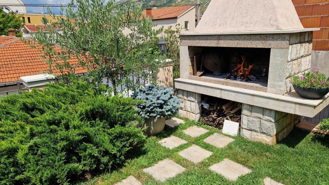Apartman Karla Мостар Екстериор снимка